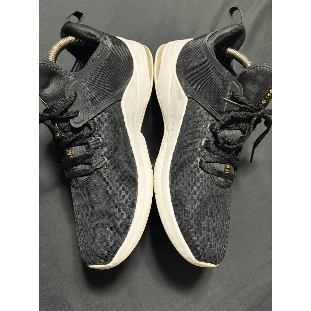 Nike Air Max Bella Black Gold Women's Training Shoes Size 11.5 Sneaker